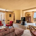 Maison Heliosa By Interhome בית נופש בורם-לה-מימוזה